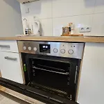Hilltoni Suite-10 Min From The Center